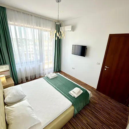 Marcony Seaview Apartman *
