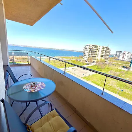 Marcony Seaview Apartman Mamaia