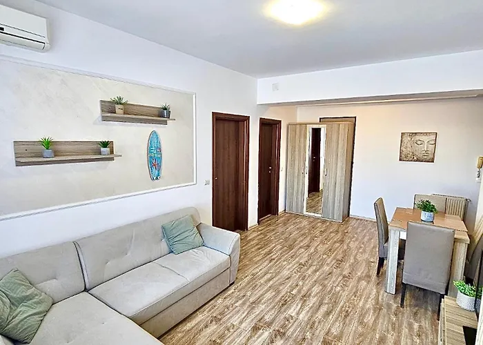 Apartment Marcony Seaview