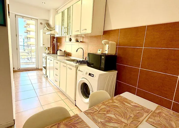 Apartment Marcony Seaview Mamaia