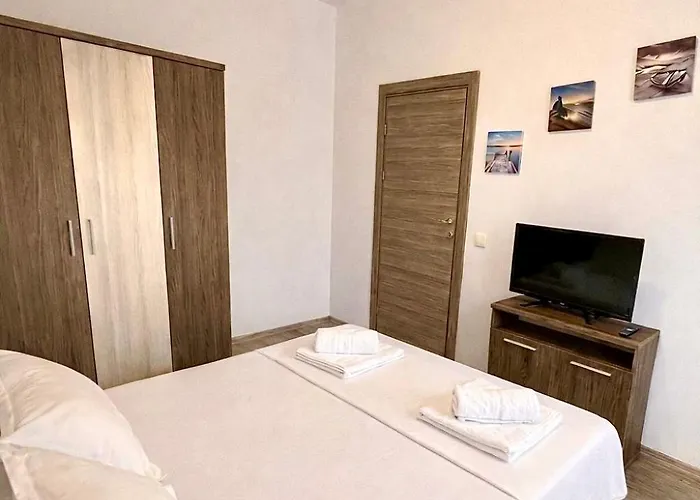 Apartment Marcony Seaview *